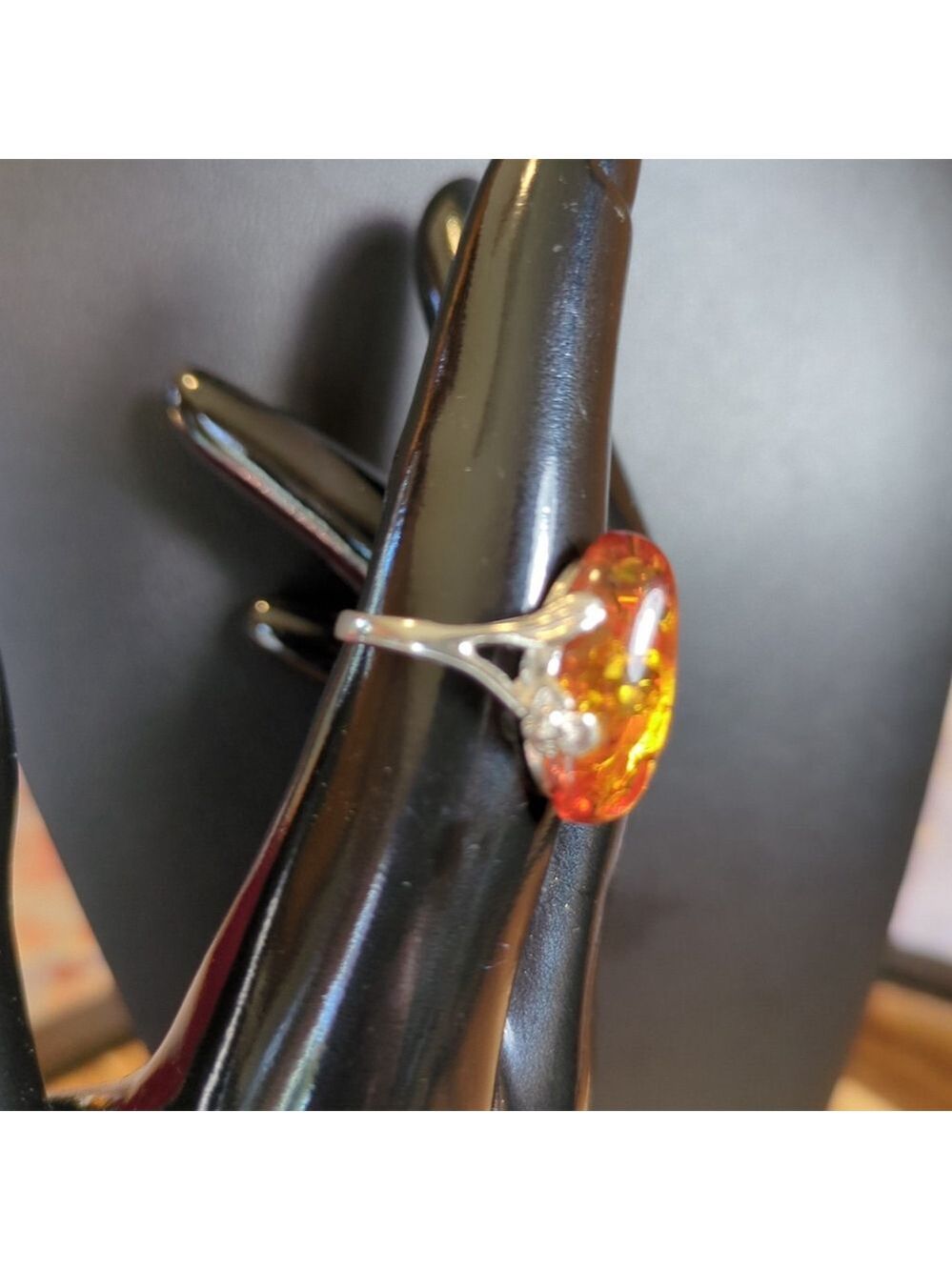 925 Sterling Silver Amber Ring Size 7.5 Natural Stone - Picture 2 of 8